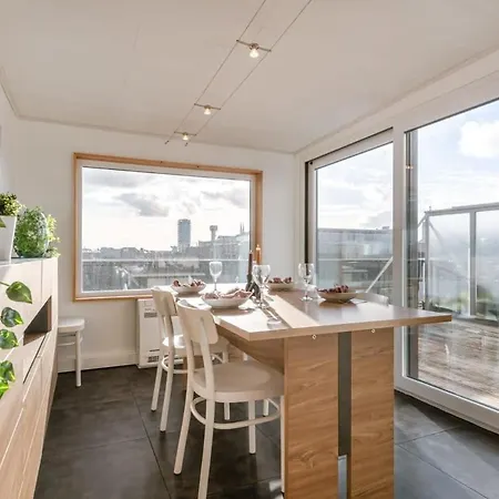 Modern 2 Bedroom With Lateral Sea View And Spacious Terras